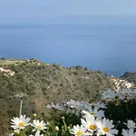 Dimora Disiu - Jacuzzi & Sea View - 4 Minuti A Piedi Dal Centro