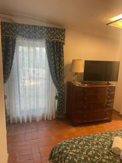 Dimora Disiu - Jacuzzi & Sea View - 4 Minuti A Piedi Dal Centro Feriehus *